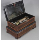 A LATE 19TH/EARLY 20TH CENTURY SWISS LARGE MUSIC BOX with 8¼” long brass cylinder, in inlaid-