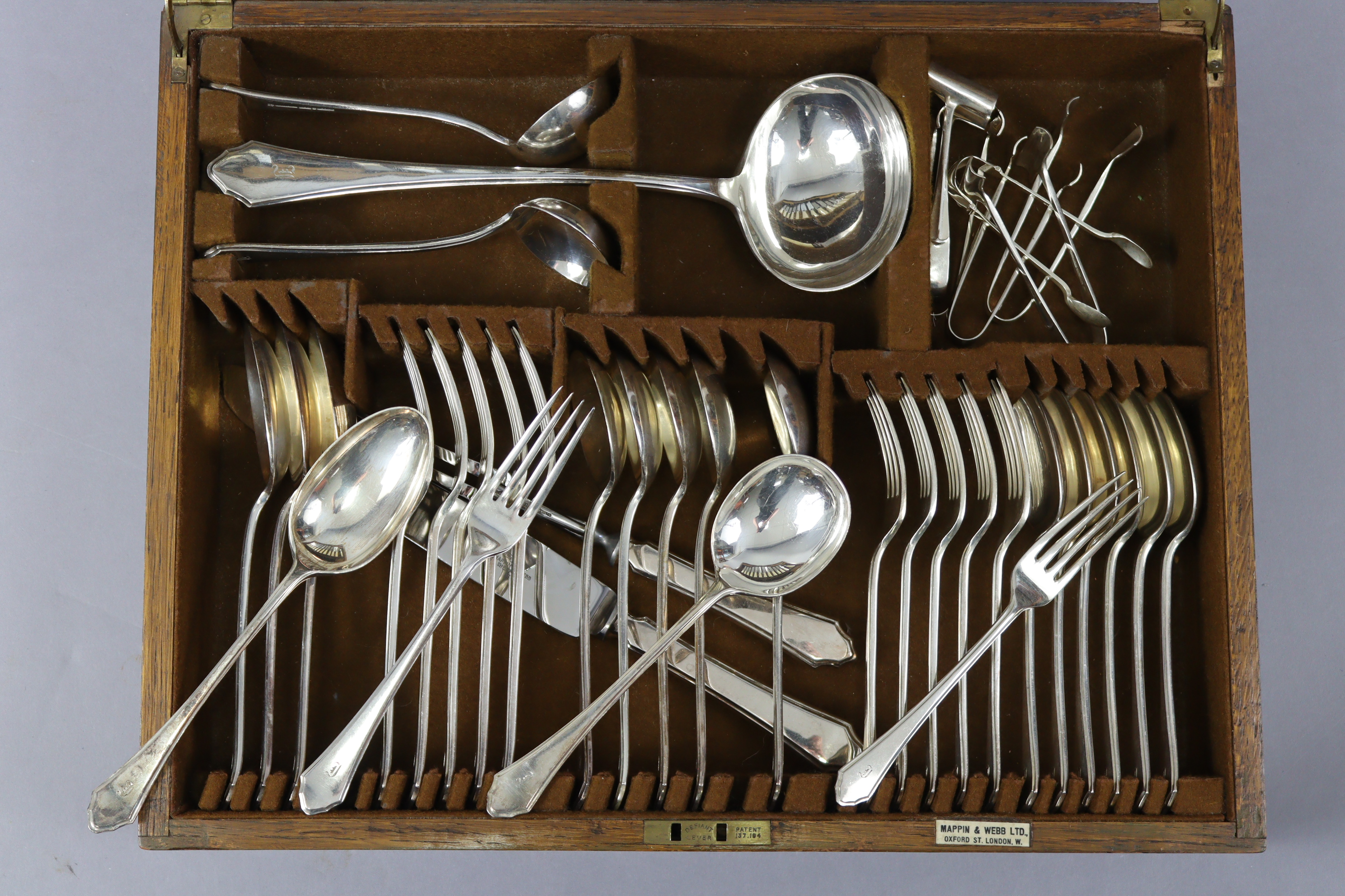 A canteen of Mappin & Webb Princes plated cutlery comprising fifty-three items & in oak case. - Image 3 of 5