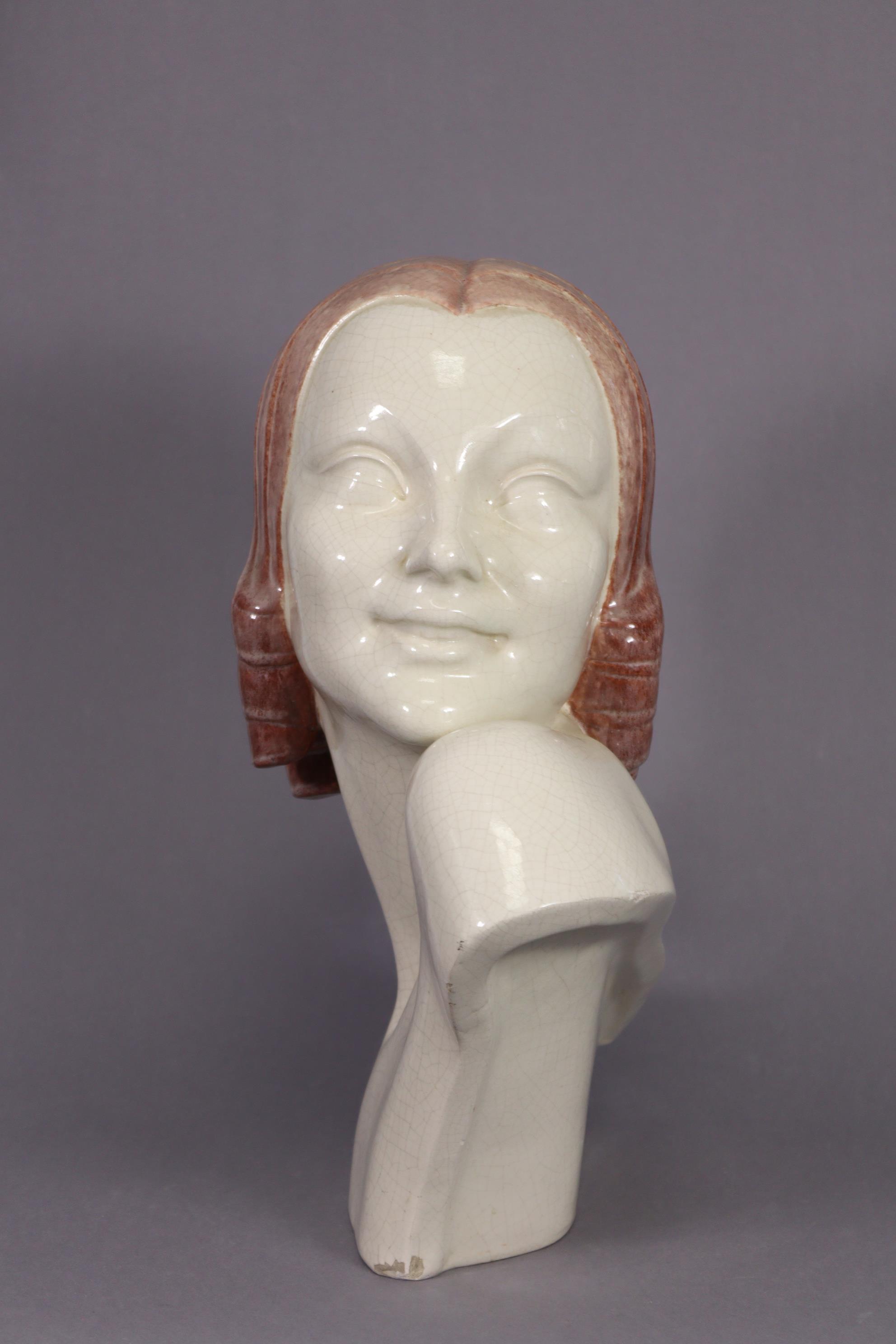 GUERO. An art Deco ceramic bust of a young woman, her head in profile turned to the left, signed - Image 2 of 6