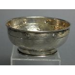 A George V silver sugar bowl with planished surface & mock rivets to the rim, 4” diam., Birmingham
