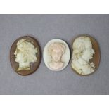 Three carved hardstone small oval cameos, the first of an 18th century gentleman in profile (w.a.