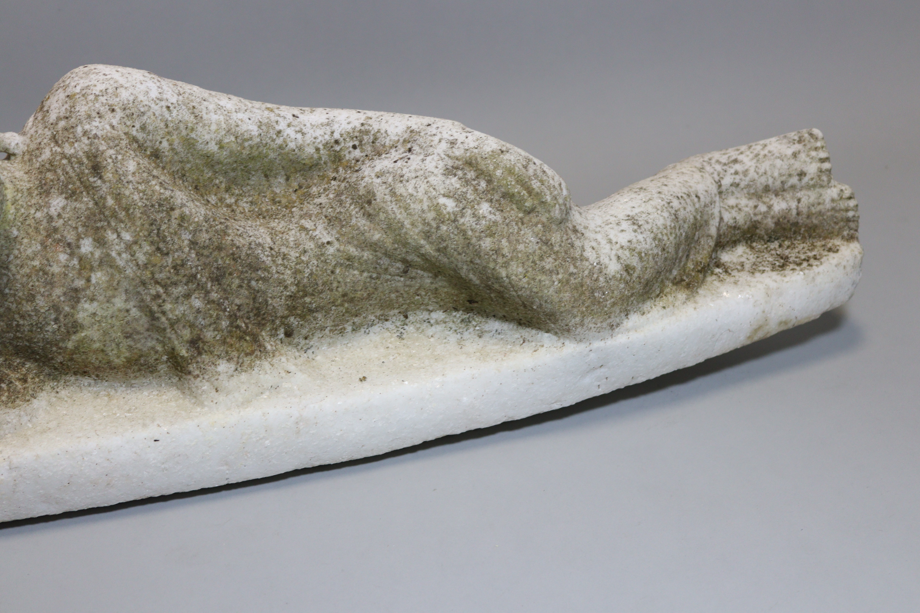 A carved alabaster buddhistic statue of a reclining figure, " long. - Bild 3 aus 3