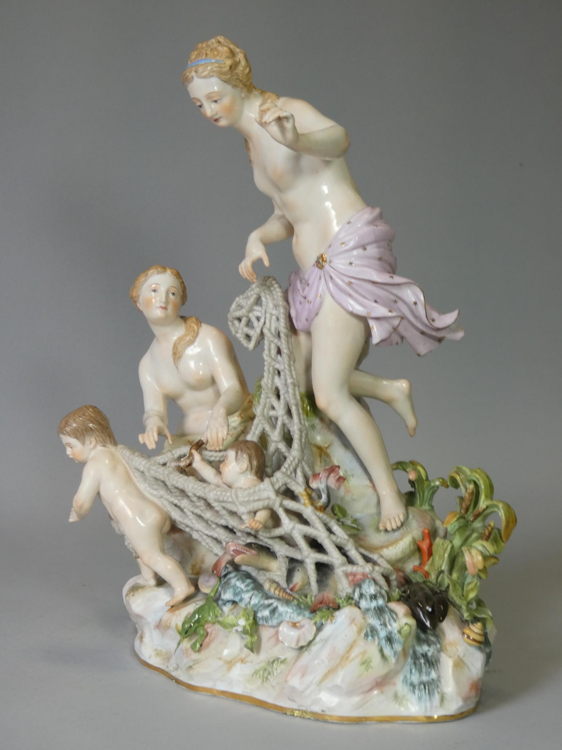 A MEISSEN PORCELAIN FIGURE GROUP ‘CAPTURING THE TRITONS’, depicting Venus, a female attendant & - Bild 3 aus 6