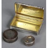 A William IV silver snuff box of rectangular form, with engine-turned decoration & foliate handle,