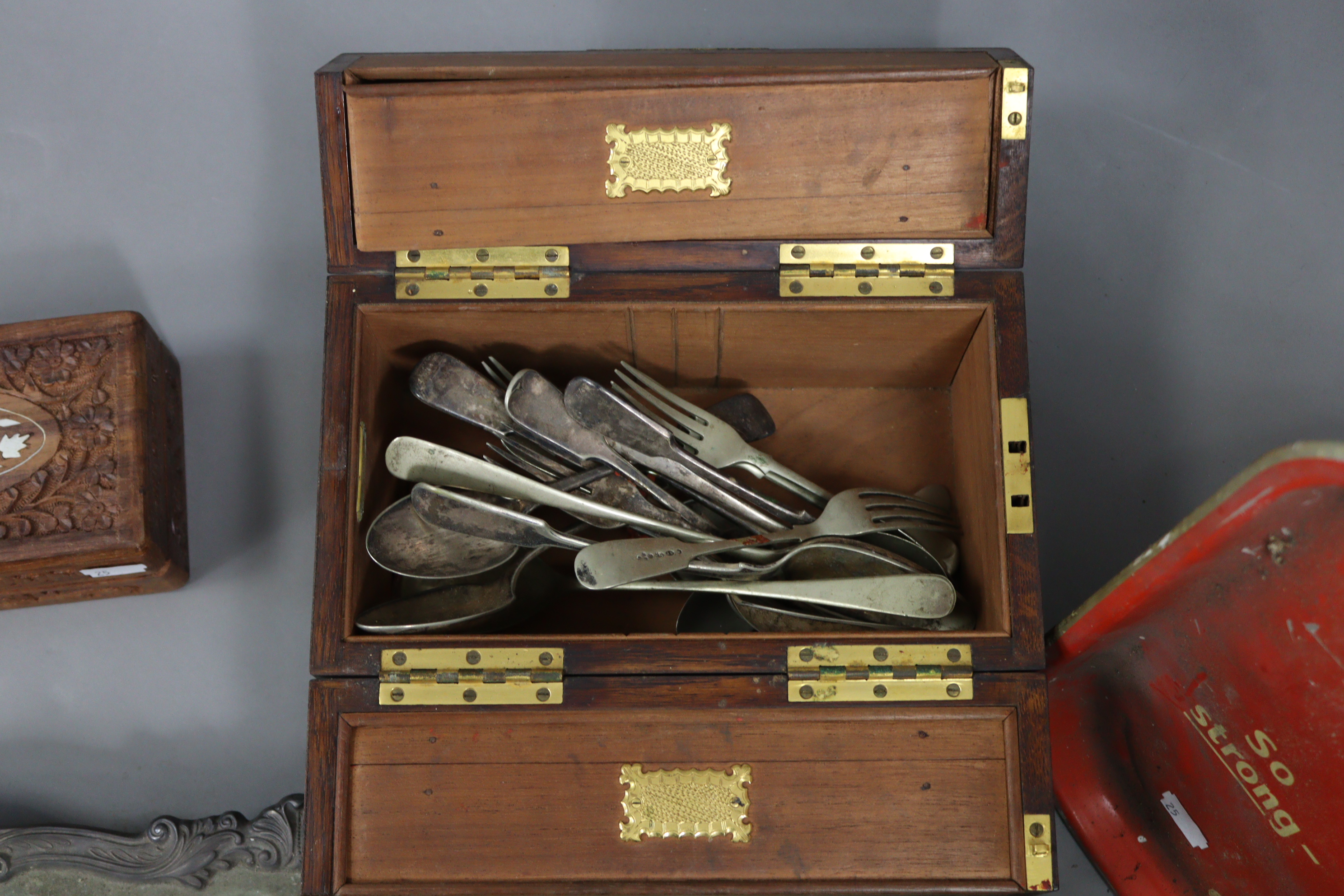 A 19th century oak trinket box with brass mounts, 10¼” wide x 6½” high; together with various - Image 3 of 5