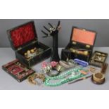 Various items of Victorian & later costume jewellery.