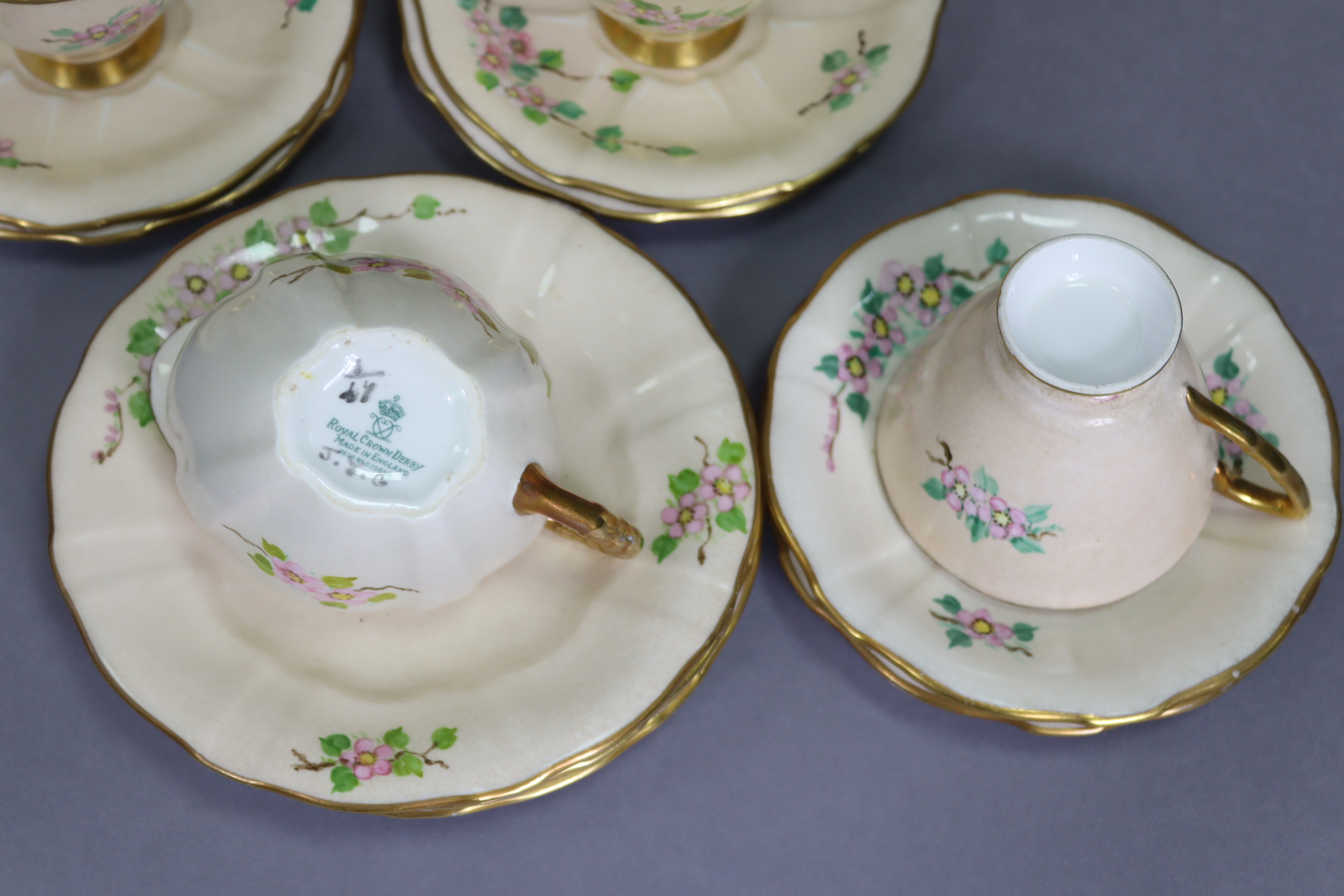 A Royal Crown Derby floral decorated thirty-five piece extensive tea service. - Image 3 of 3