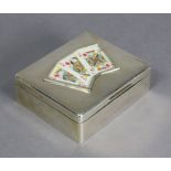 An Edwardian silver playing cards box of rectangular shape with rounded corners, the hinged lid