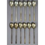 A set of six contemporary silver coffee spoons by Geoffrey Harding of Abingdon, London1980; & a