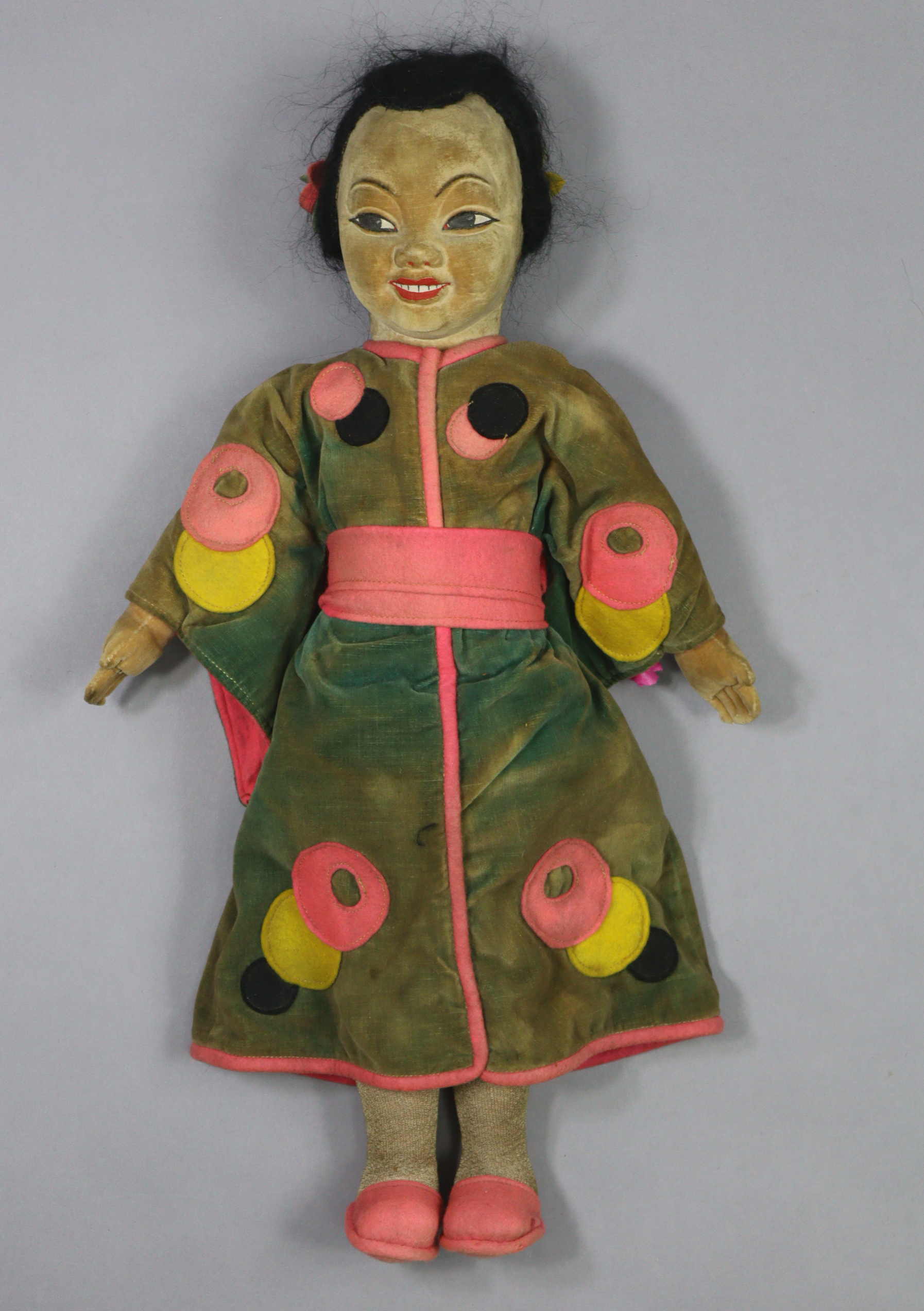 A VINTAGE LENCI-TYPE CHINESE GIRL CLOTH DOLL, 19” high.