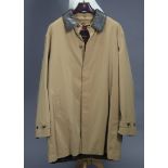A MULBERRY WATERSILK GENT’S RAINCOAT (SIZE XXL) with detachable collars & lining.