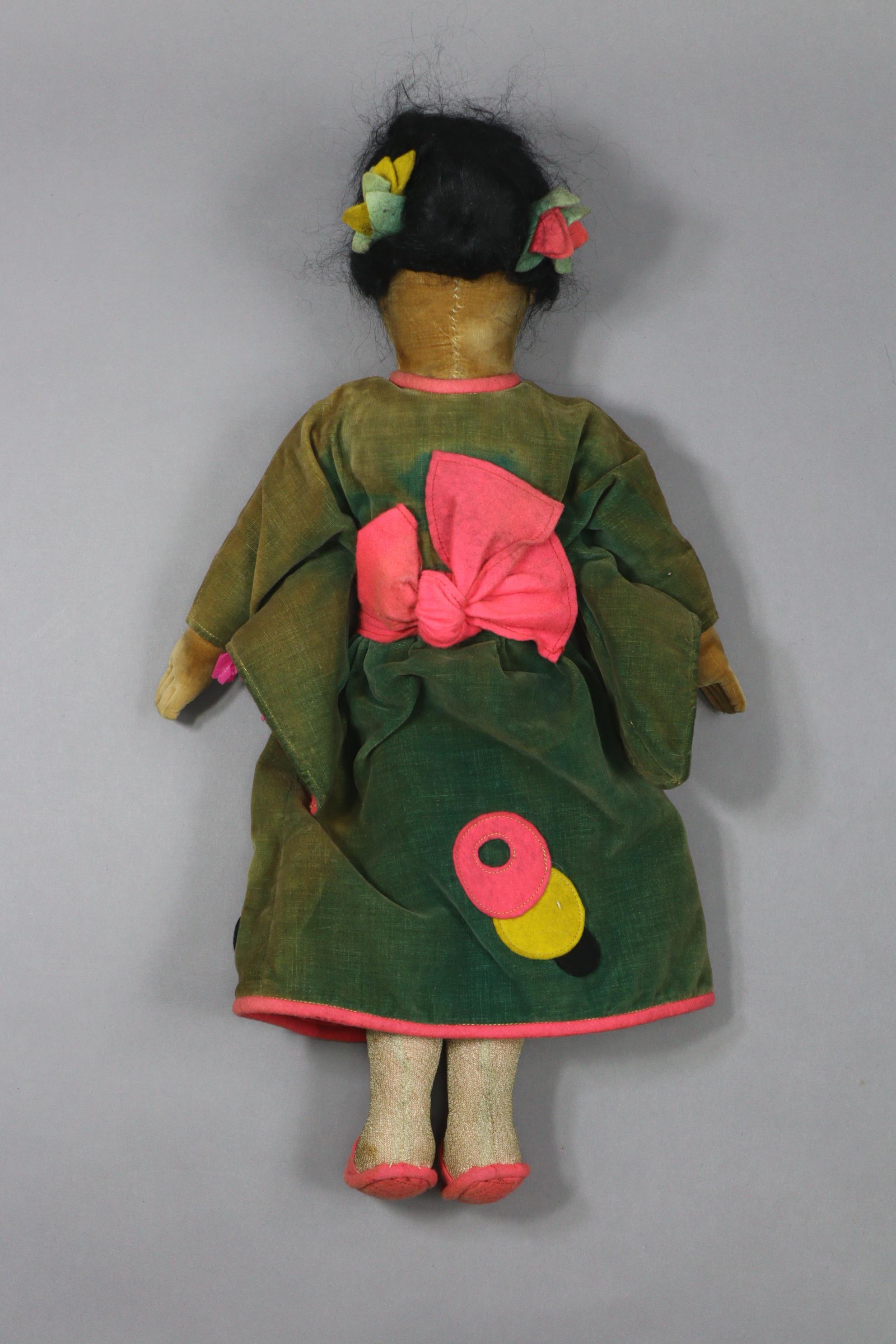A VINTAGE LENCI-TYPE CHINESE GIRL CLOTH DOLL, 19” high. - Image 2 of 3