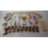 Costume jewellery and items of personal ornament: to include glass,