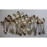 Silver, silver coloured and white metal commemorative and crested tea/coffee spoons,