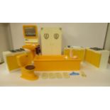 'Vintage' Sindy doll bathroom and kitchen sets SR