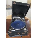 A 1930s Columbia Viva-Tonal Grafonola gramophone No.