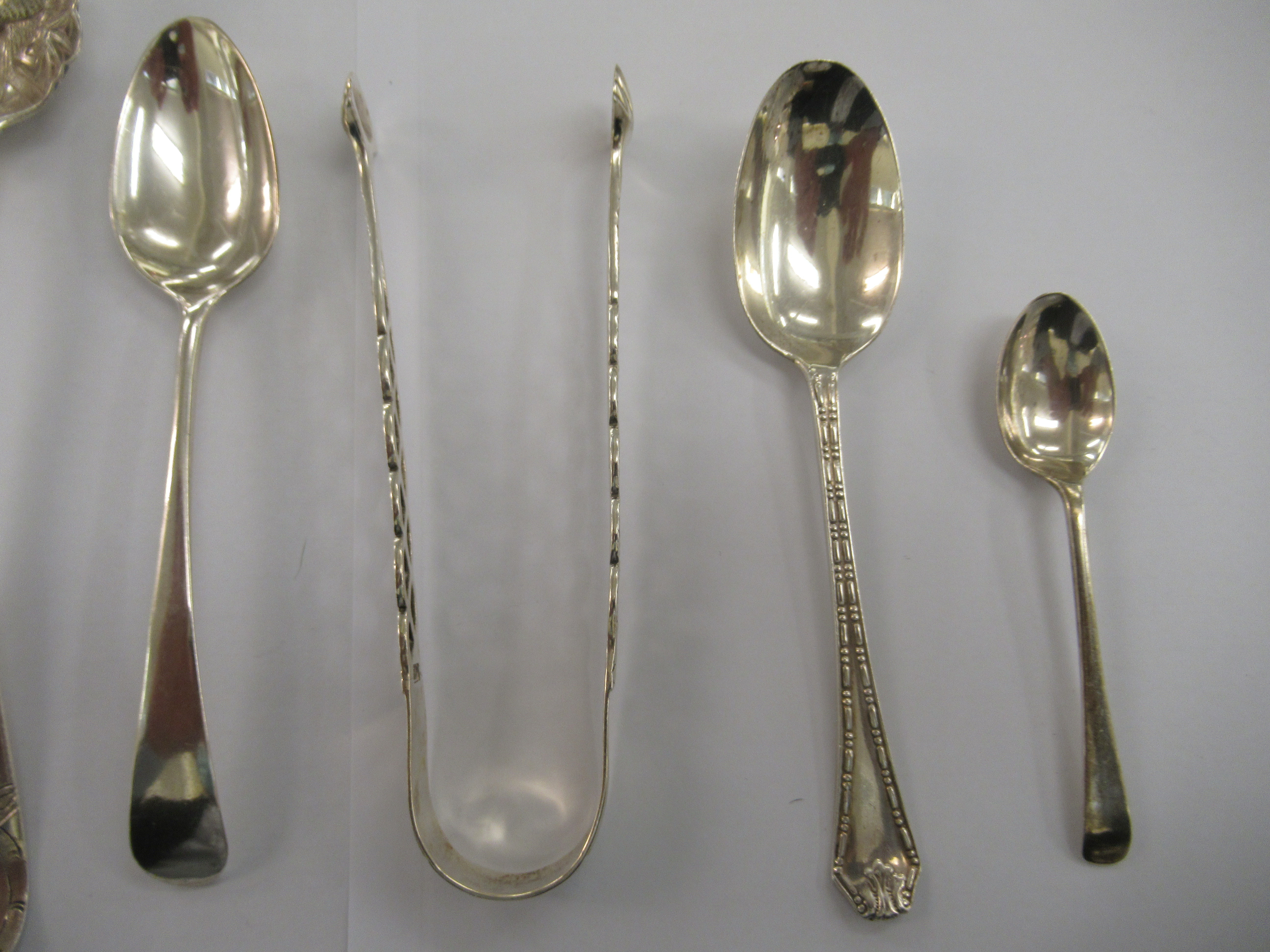 Silver collectables: to include a pair of Georgian berry spoons indistinct marks 11 - Image 2 of 2