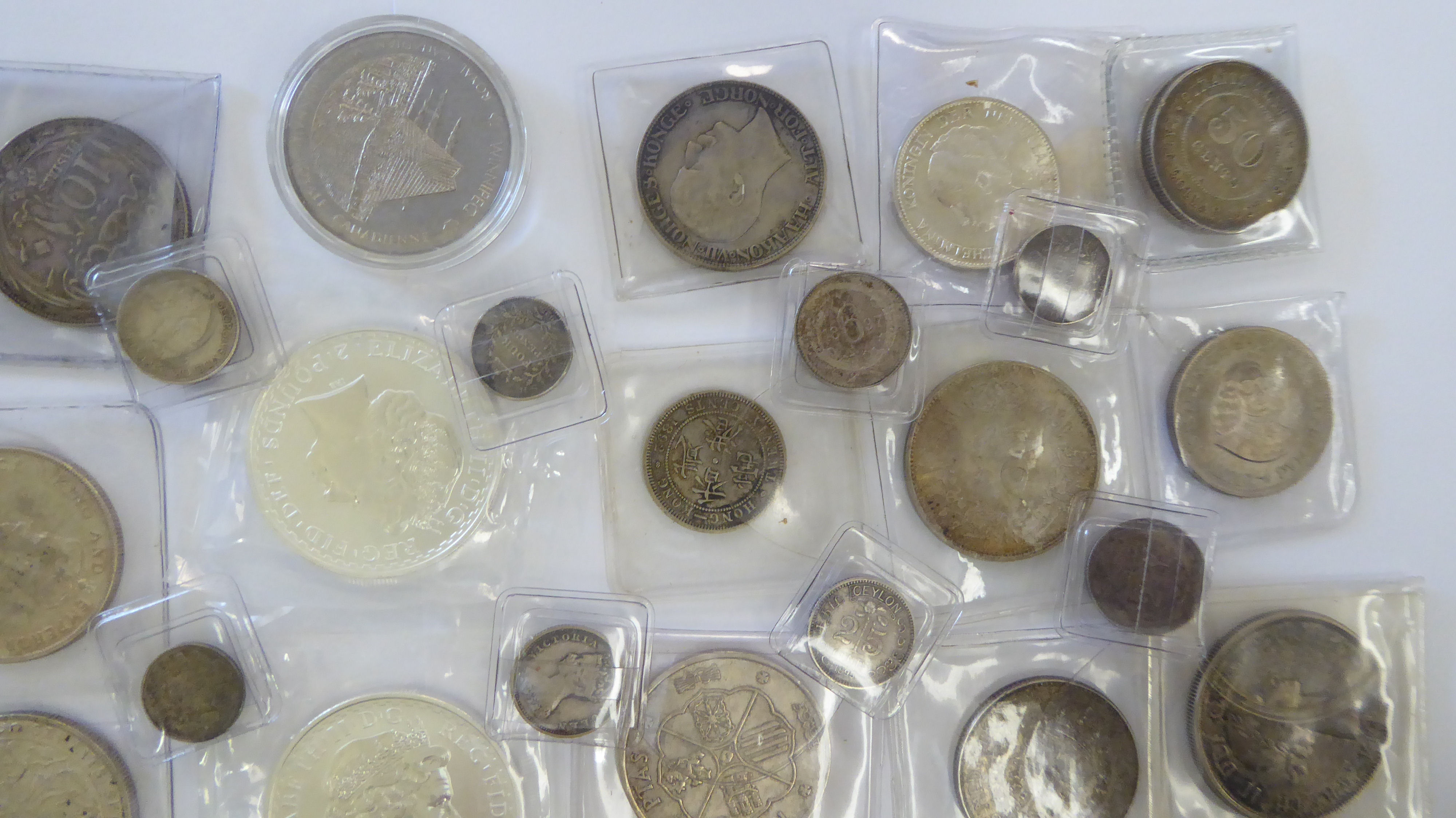 Uncollated world coins: to include 19th & 20thC issues; a 1919 Straits Settlement one dollar; - Image 3 of 5