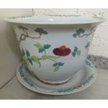 A 20thC Chinese porcelain jardiniere and saucer,