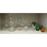 Modern coloured and clear glassware: to include a cluck-cluck decanter and stopper