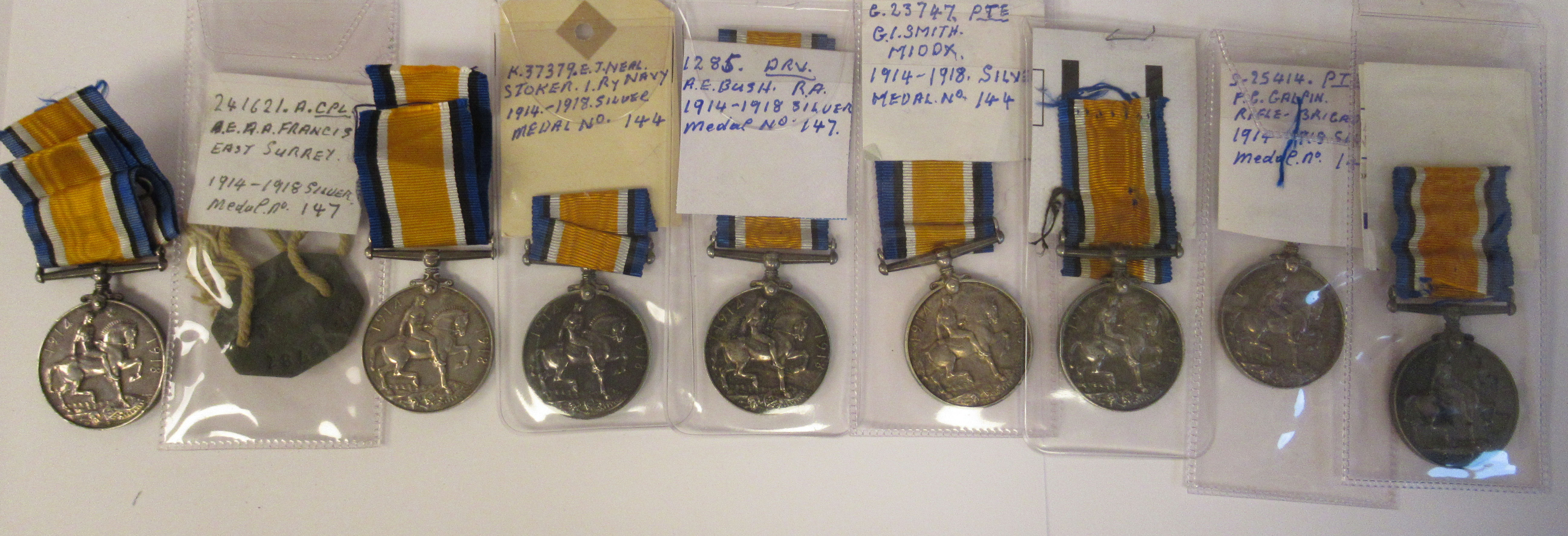 Twenty-four Great War 1914-1918 British service medals on ribbons, viz. 46481, Gnr. E. Williamson - Image 11 of 16