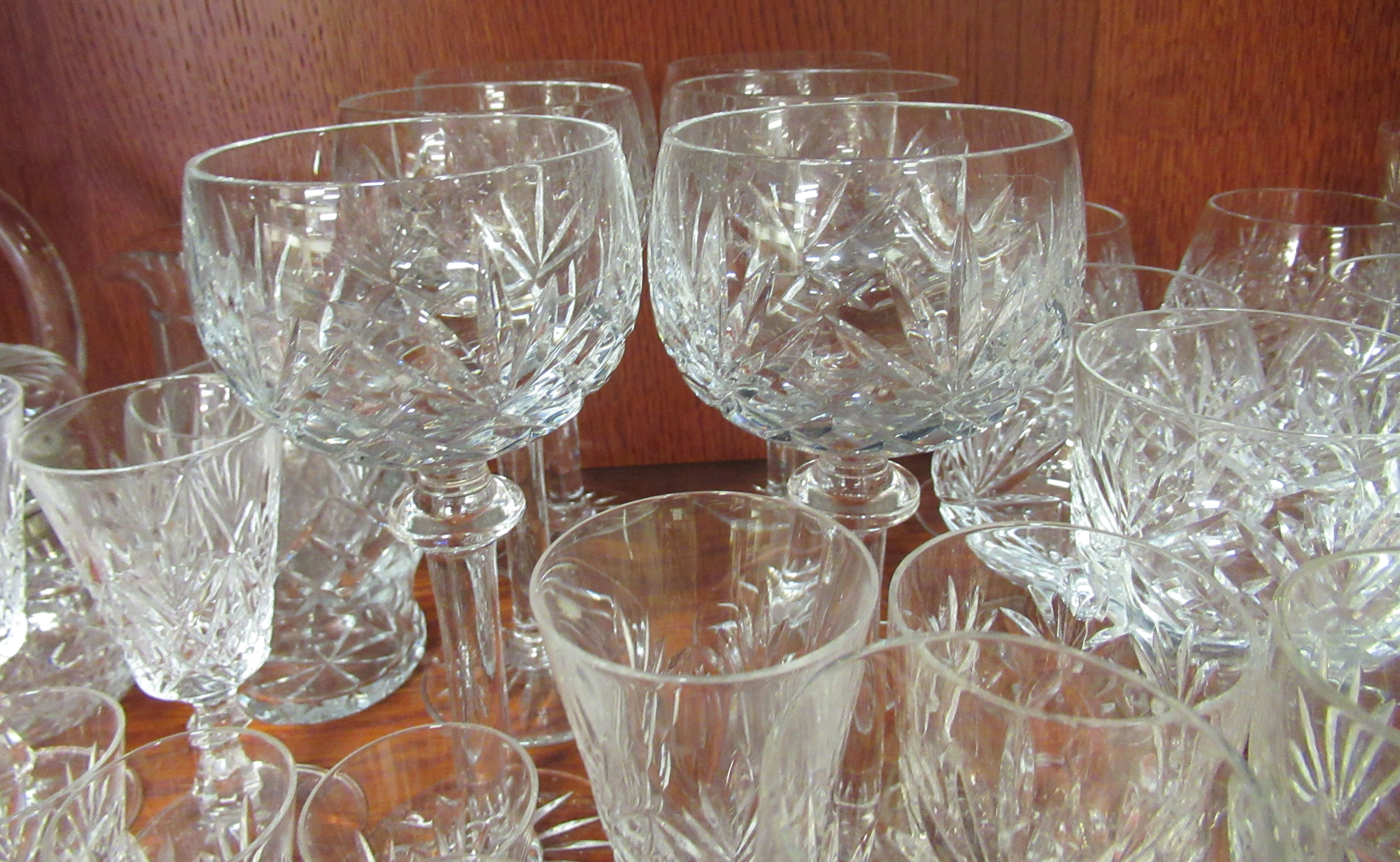 Domestic glassware: to include a set of six lead crystal hock glasses - Image 6 of 6