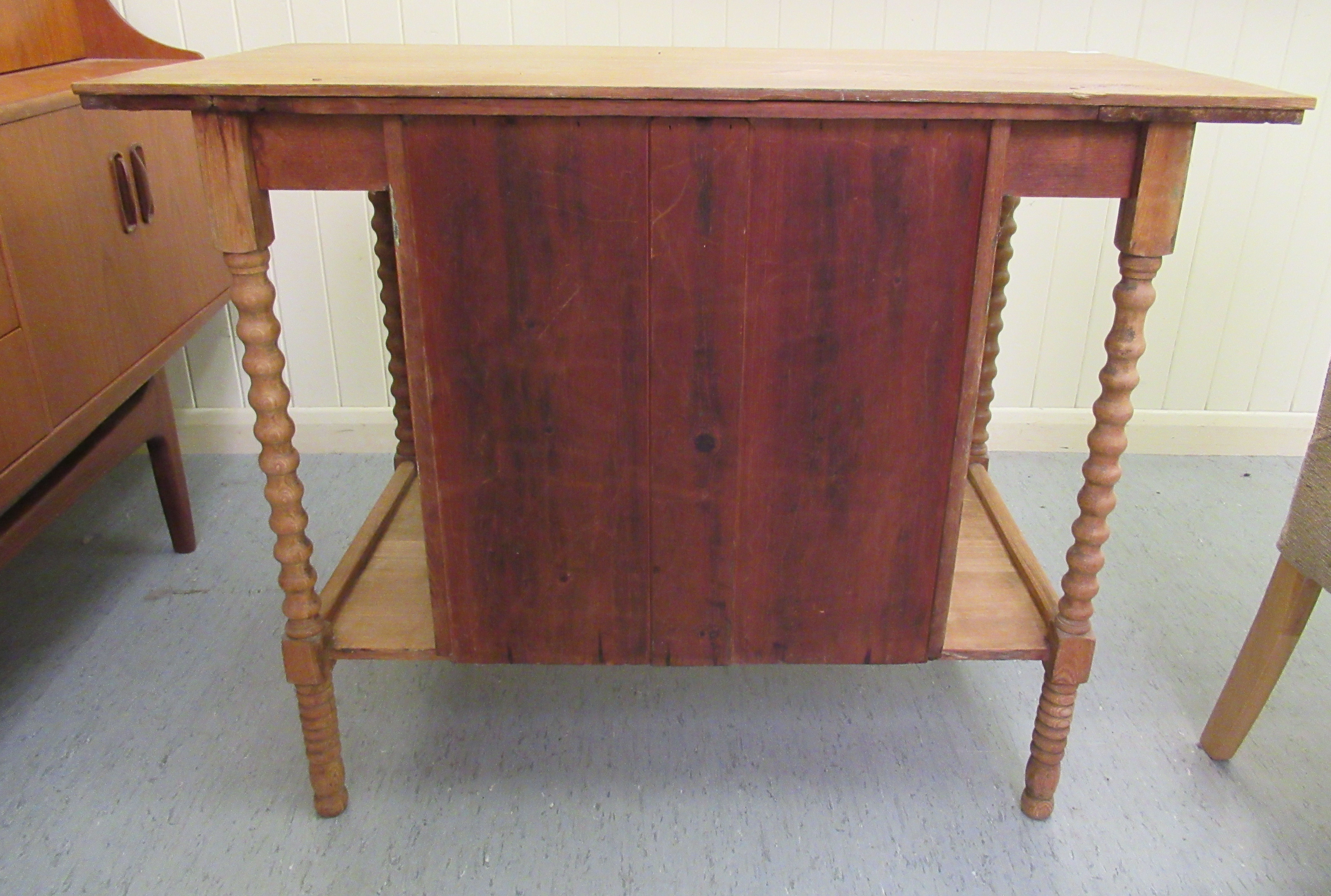 An Edwardian style light oak washstand with two short/two long central drawers, flanked by - Image 5 of 5