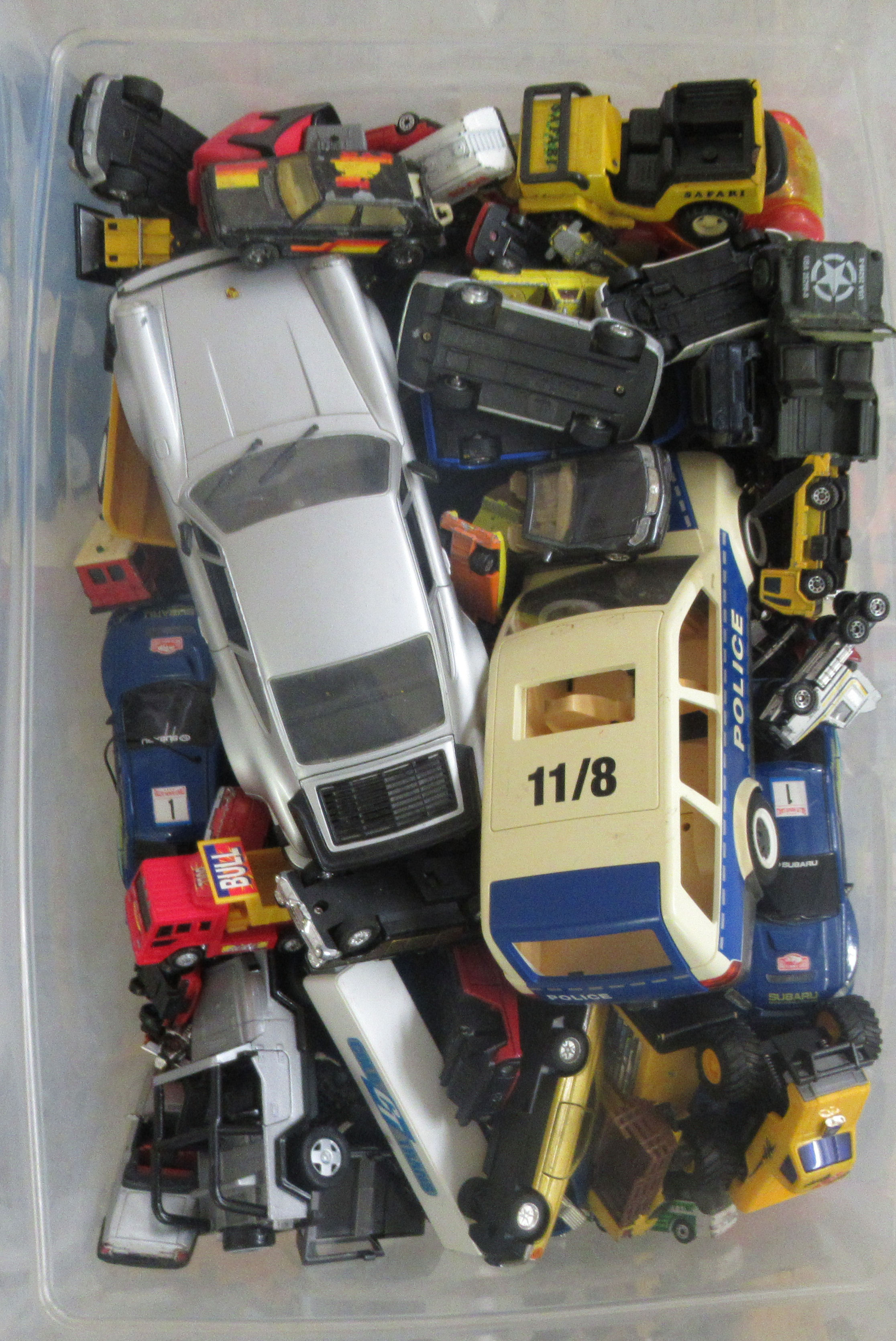 Uncollated diecast model vehicles: to include flatback lorries and emergency services with