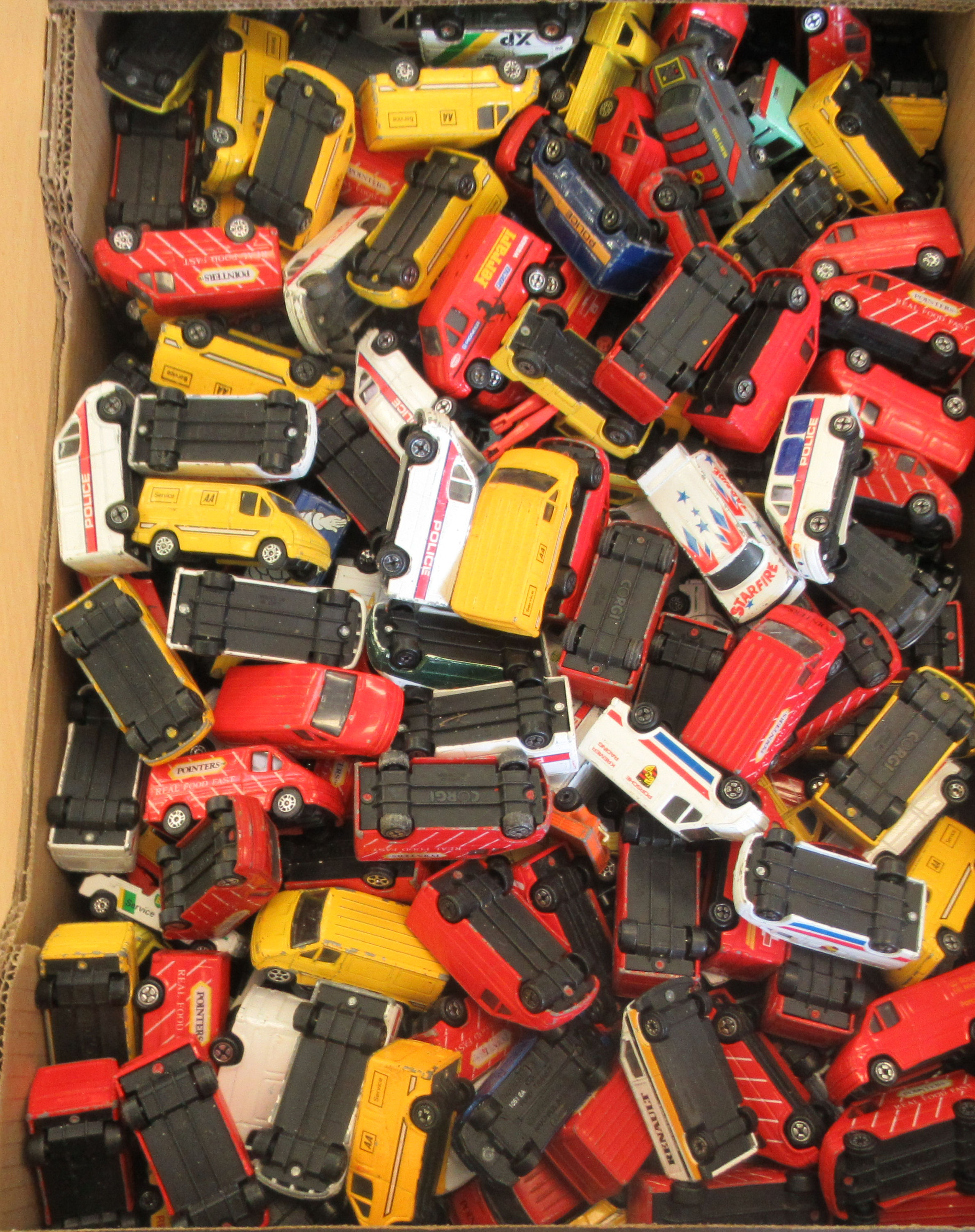 Uncollated diecast model vehicles, mainly promotional/branded delivery and recovery vans: to include