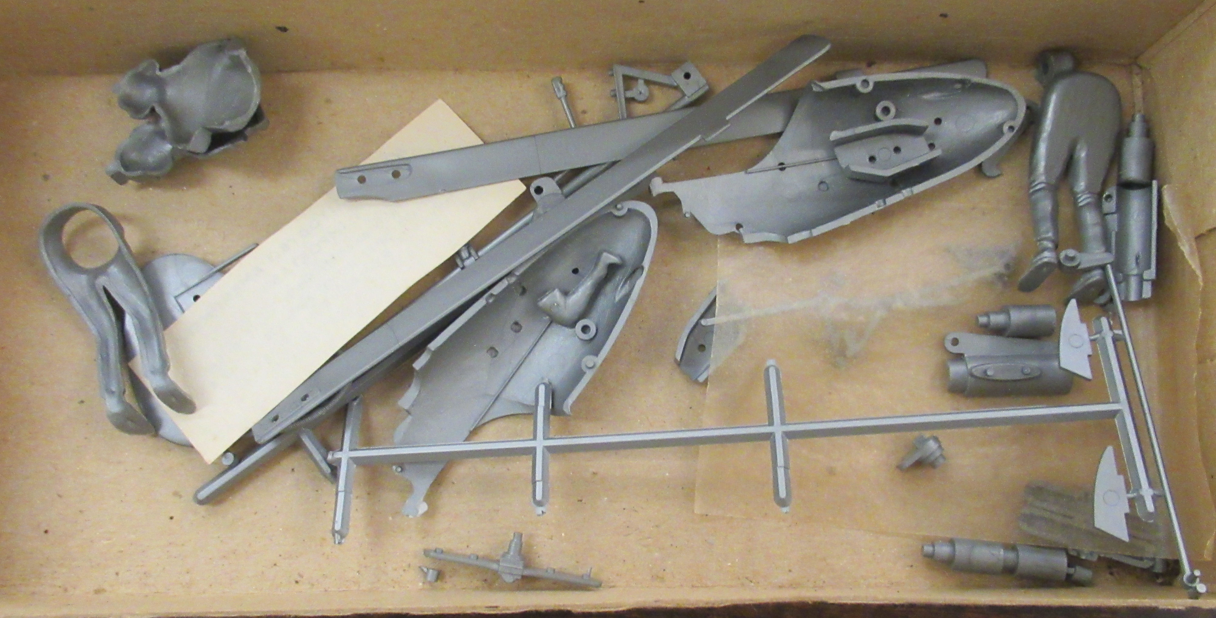 Airfix model boats, planes and trains  boxed; and other games - Image 8 of 14