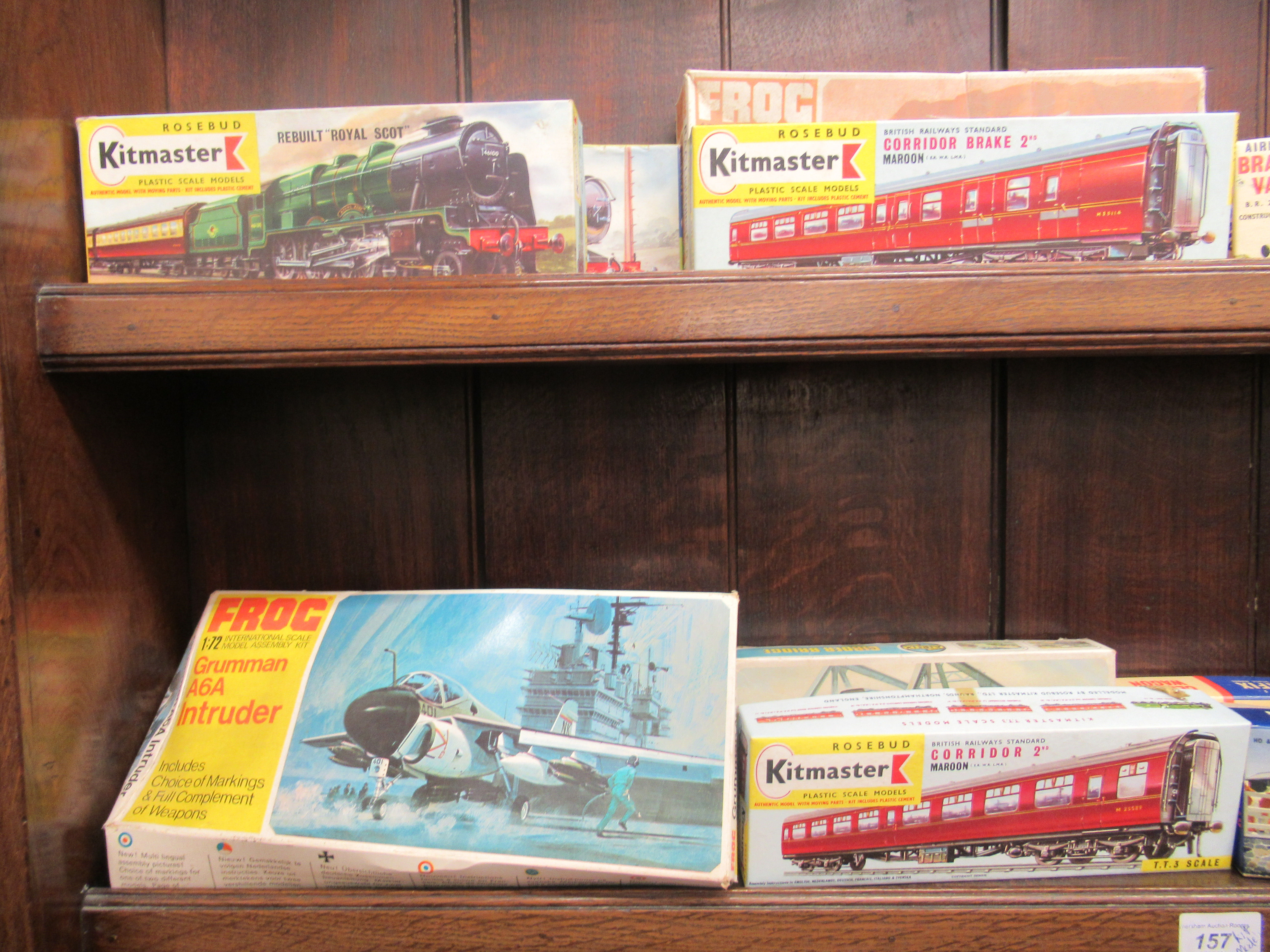 Airfix model boats, planes and trains  boxed; and other games - Image 2 of 14