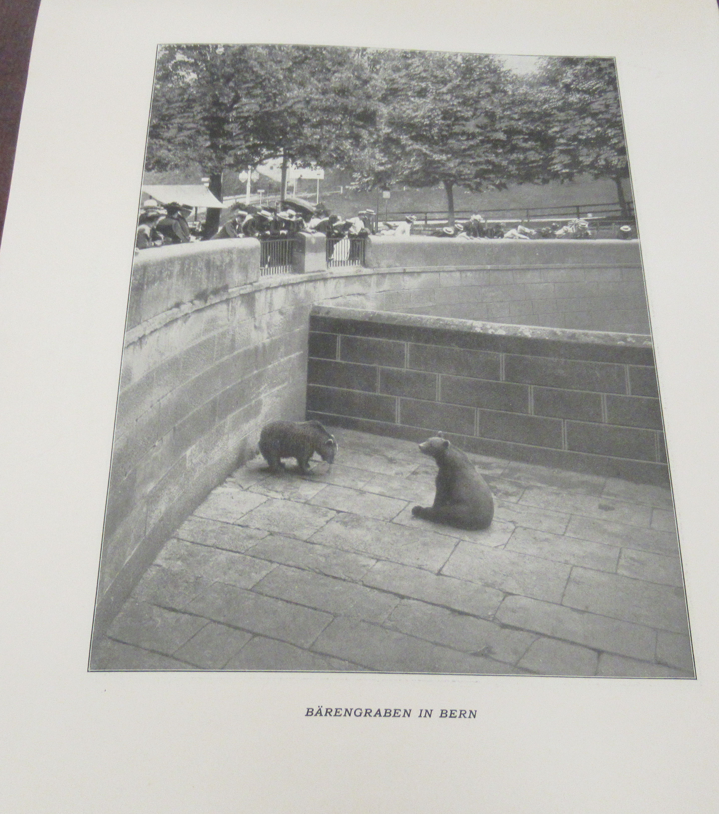 Printed ephemera: to include early 20thC photographs of Scotland and Wales; and a vintage Travelux - Image 5 of 8