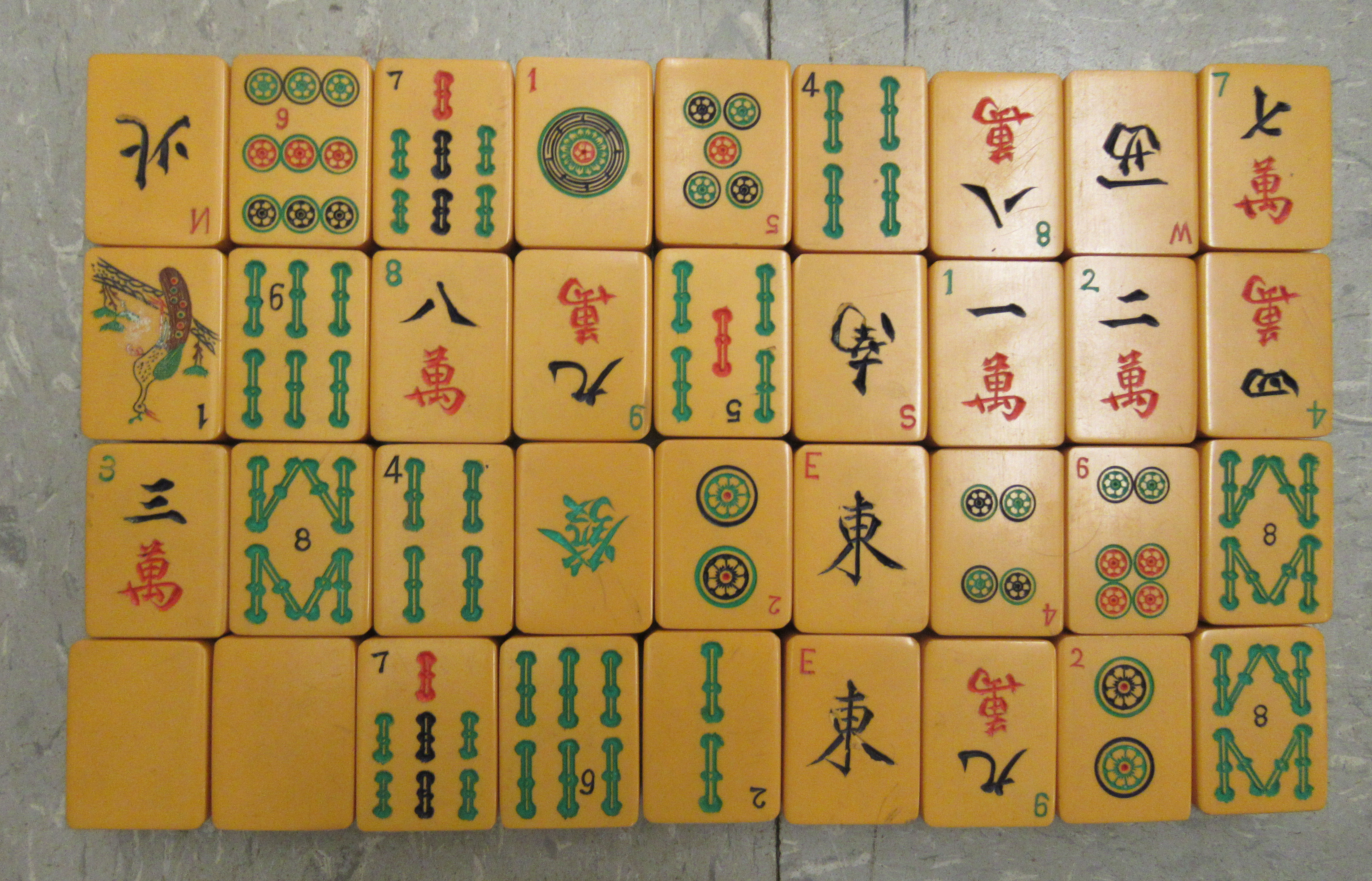 A Mah-Jongg set with resin tiles, bone sticks and four hardwood stands - Image 8 of 12