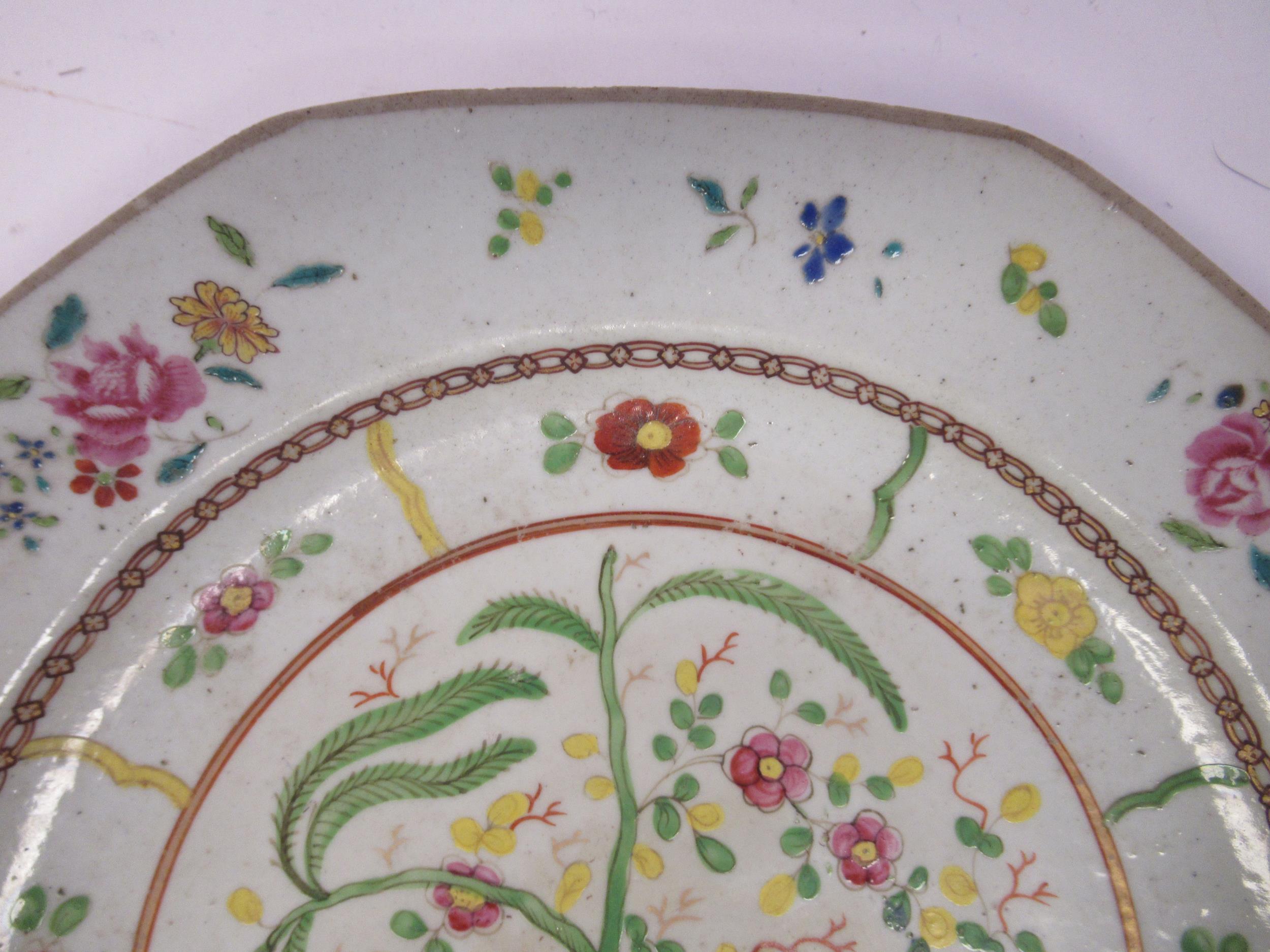 A mid 18thC Chinese porcelain octagonal dish, decorated in famille rose with an unusual floral field - Image 2 of 7