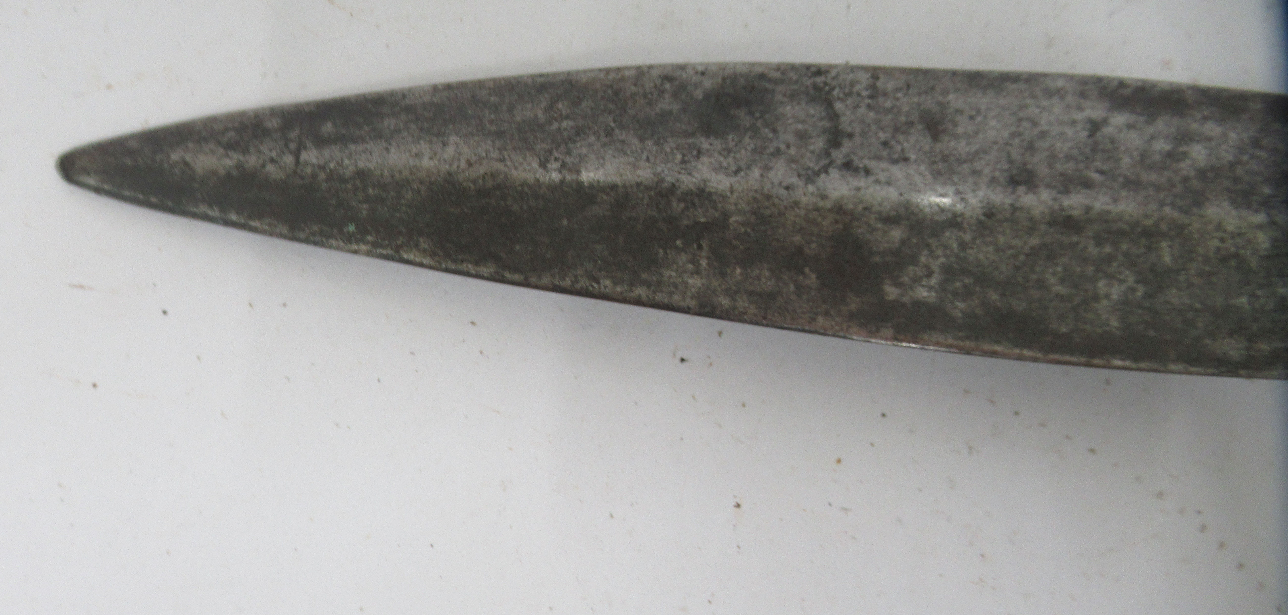 A late 19thC North Eastern Nigerian Tiv Tribe loop handled steel archers dagger  10.5"L overall - Image 6 of 9