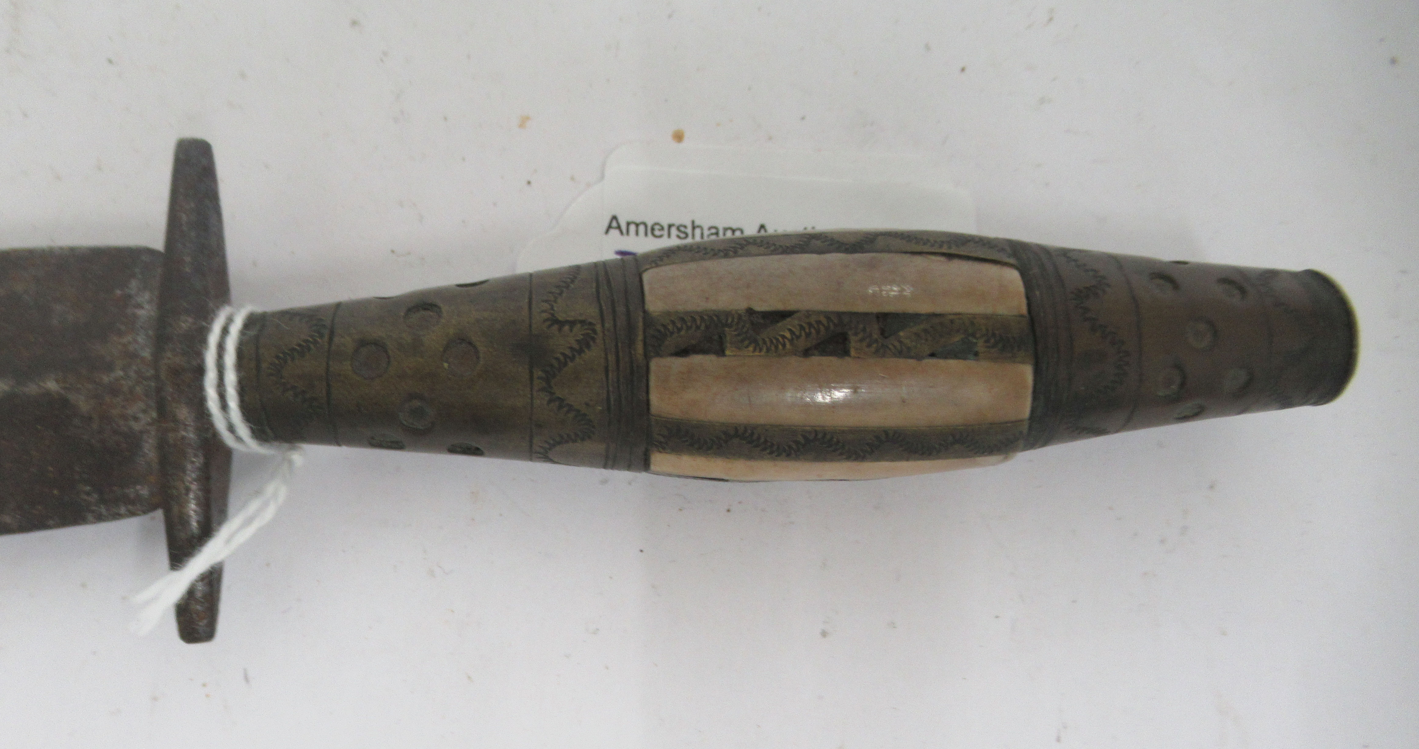 A 20thC Moroccan dagger, the handle set with horn panels  the pierced blade 7.5"L - Image 7 of 8