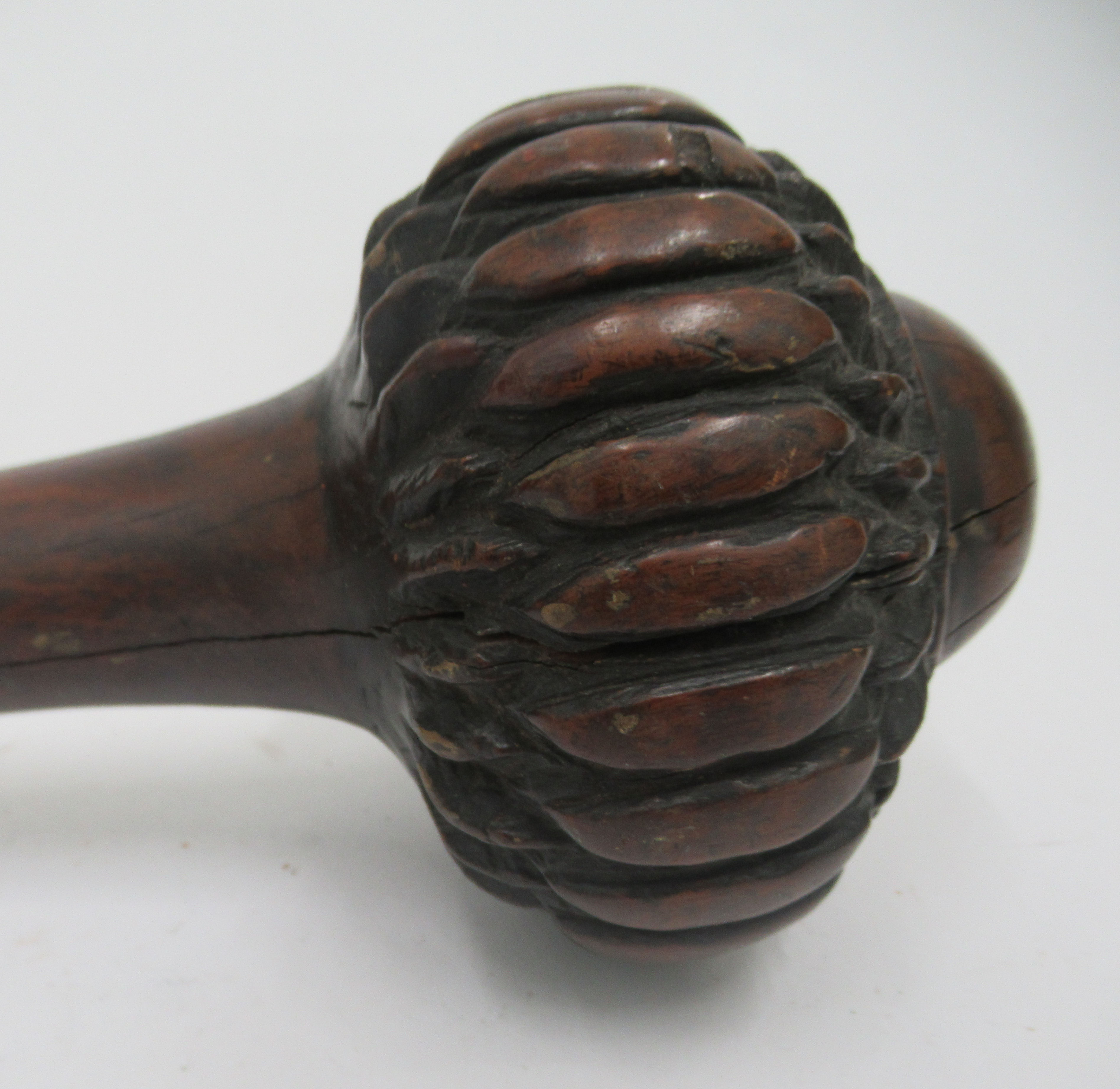 A late 19thC Fijian hardwood Iula Tavatava throwing club, the handle carved with geometric patterns - Image 6 of 10