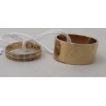 9ct gold jewellery, viz. a wedding band; and a bi-coloured gold band ring