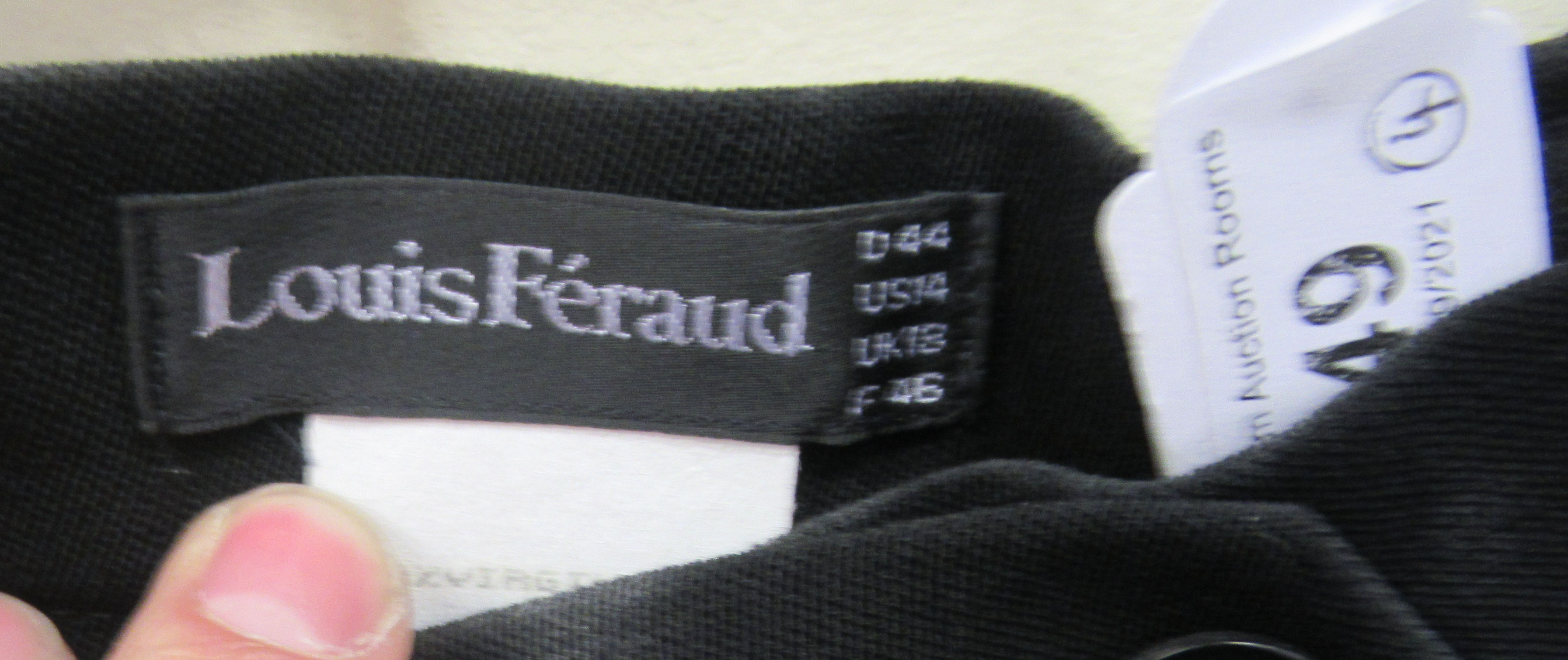 Louis Feraud fashion: to include a blouse; a skirt; and a pair of trousers  approx. size 18 - Image 3 of 4