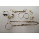 9ct gold jewellery: to include a pair of hoop design earrings