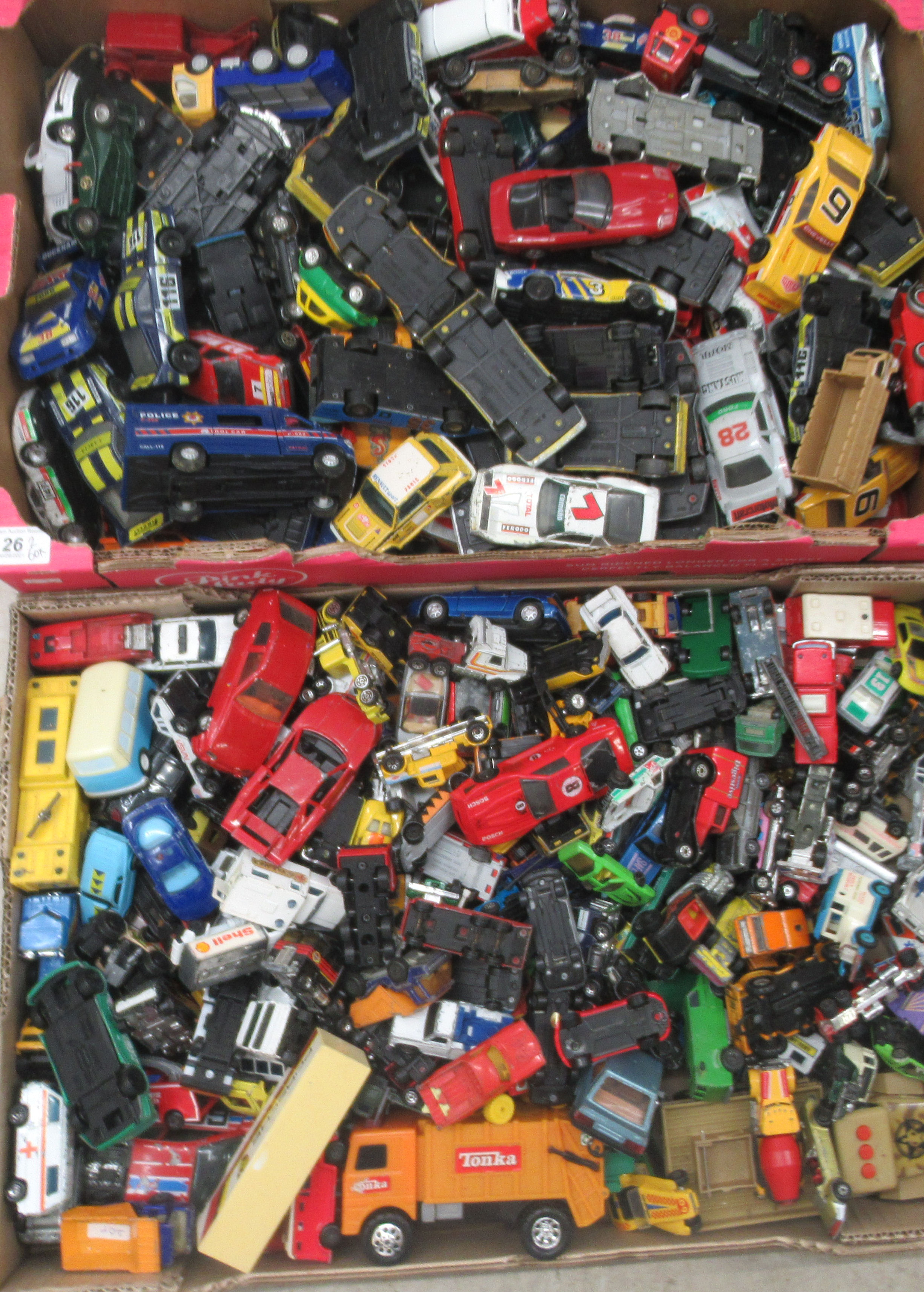 Uncollated diecast model vehicles: to include sports cars, emergency services and convertibles