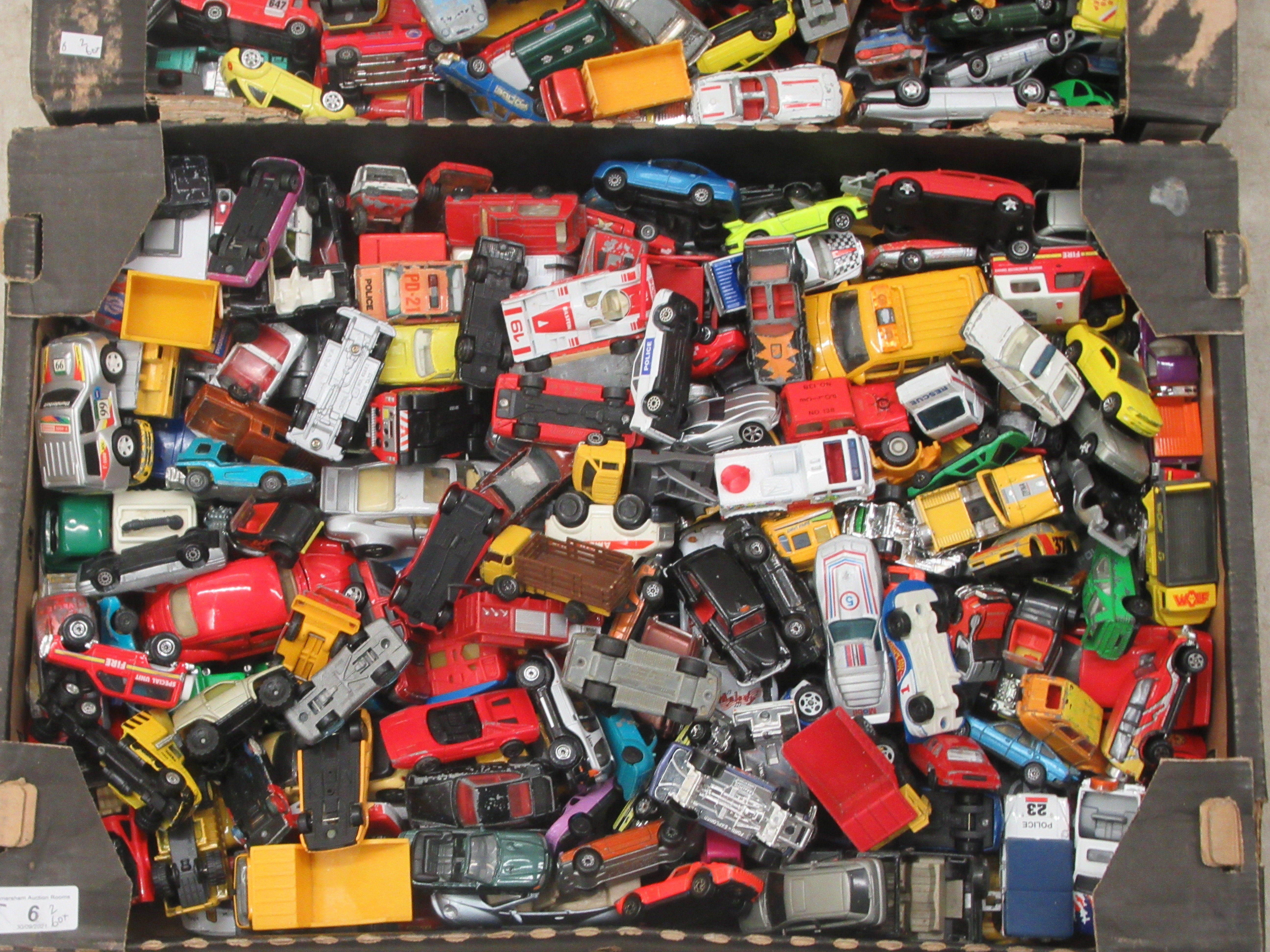 Uncollated diecast model vehicles, sports cars, convertibles, vans and emergency services: to - Image 3 of 3