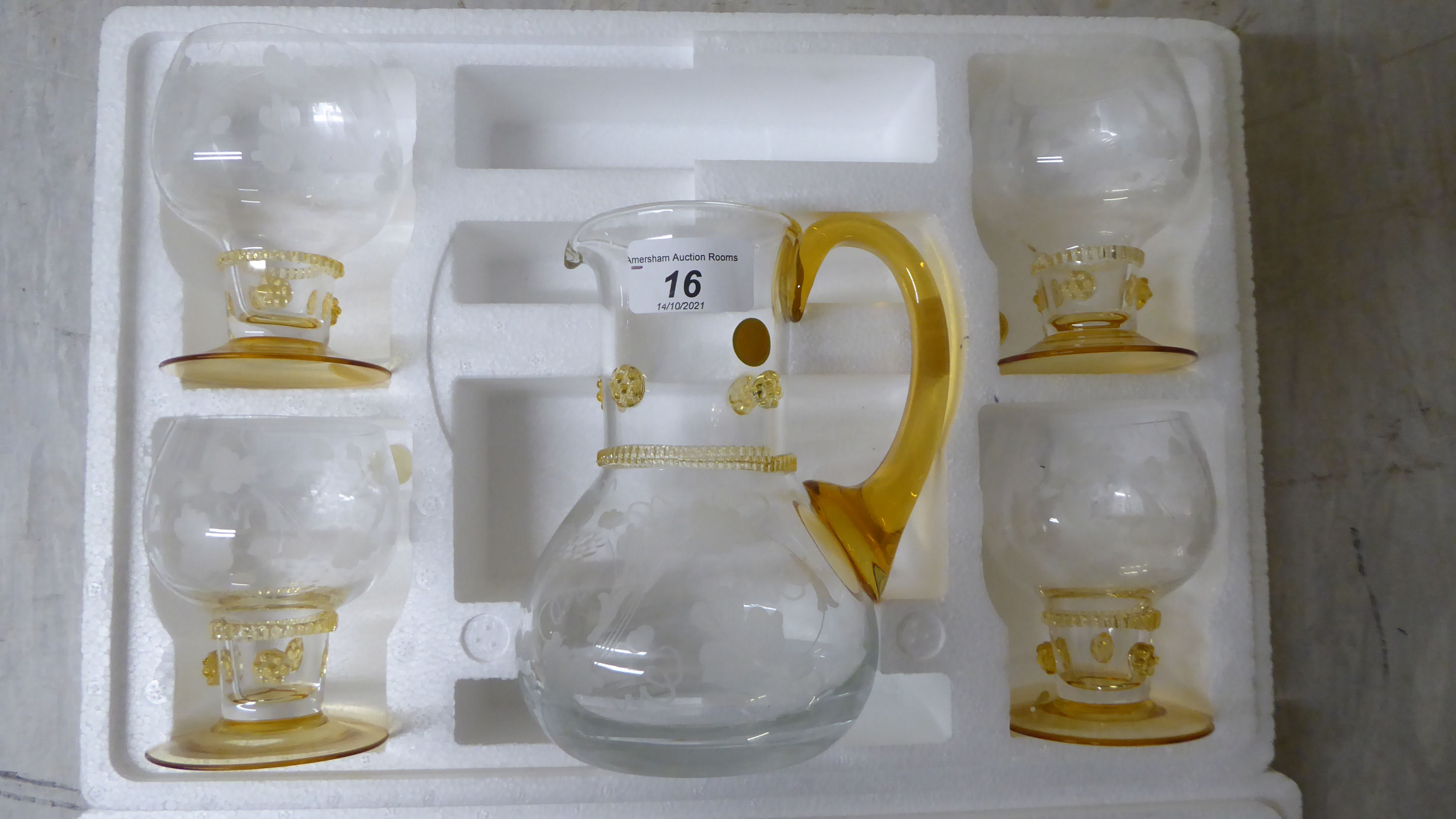 A Theresienthal of Germany glass jug and a matching set of ten pedestal glasses with etched - Image 2 of 4