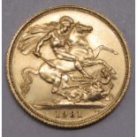 A Queen Elizabeth II sovereign, St George on the obverse 1981