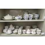 Ceramics: to include Art Deco Alfred Meakin china Verdi pattern dinnerware