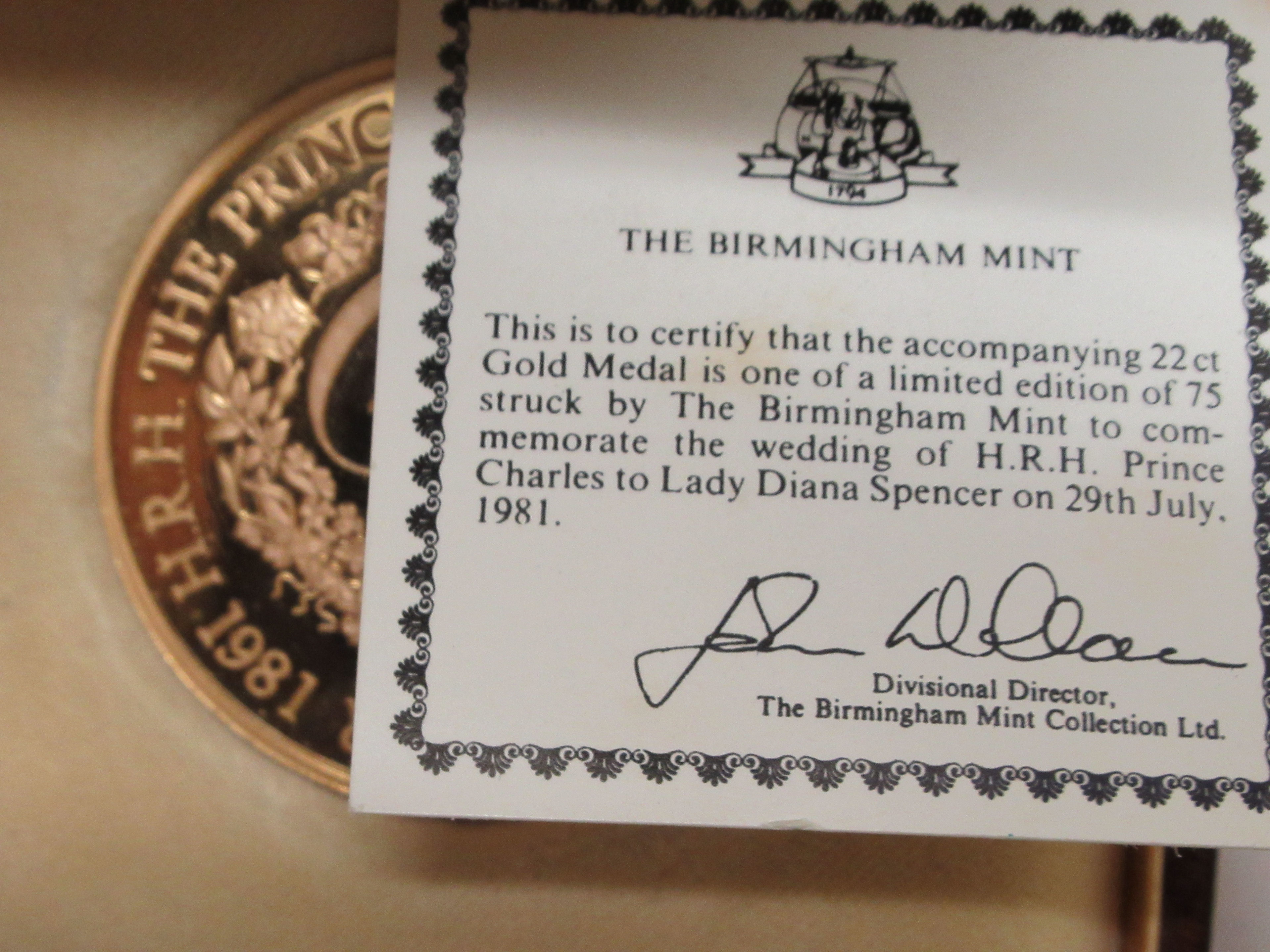 A Limited Edition 75 Birmingham Mint 22ct gold proof coin to commemorate the Royal Wedding of Prince - Image 3 of 3