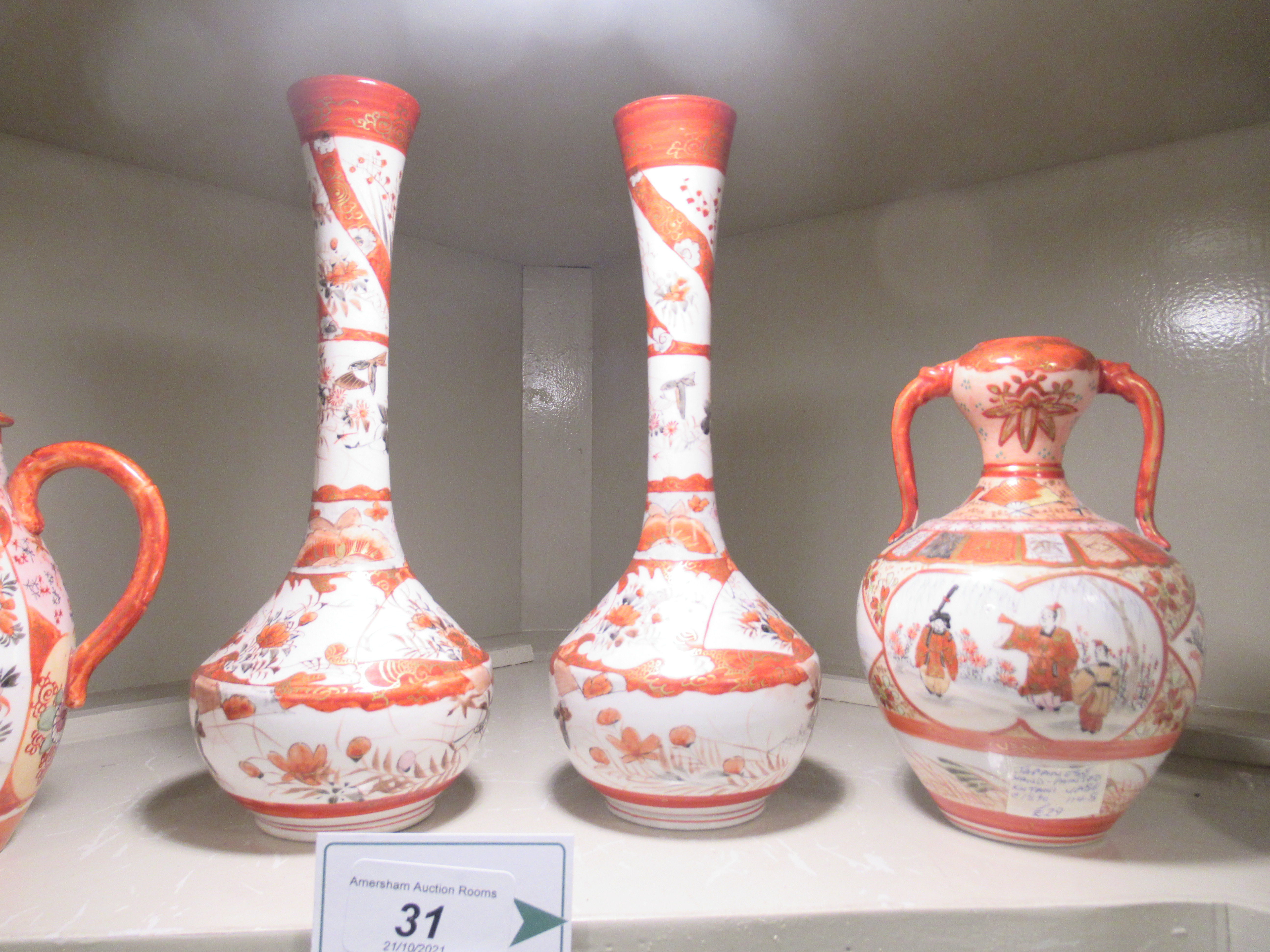 20thC Japanese porcelain: to include a pair of Kutani bottle vases  9.25"h; and assorted teaware - Image 4 of 5