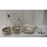 Silver and silver coloured metal collectables: to include an early 20thC Indian silver coloured