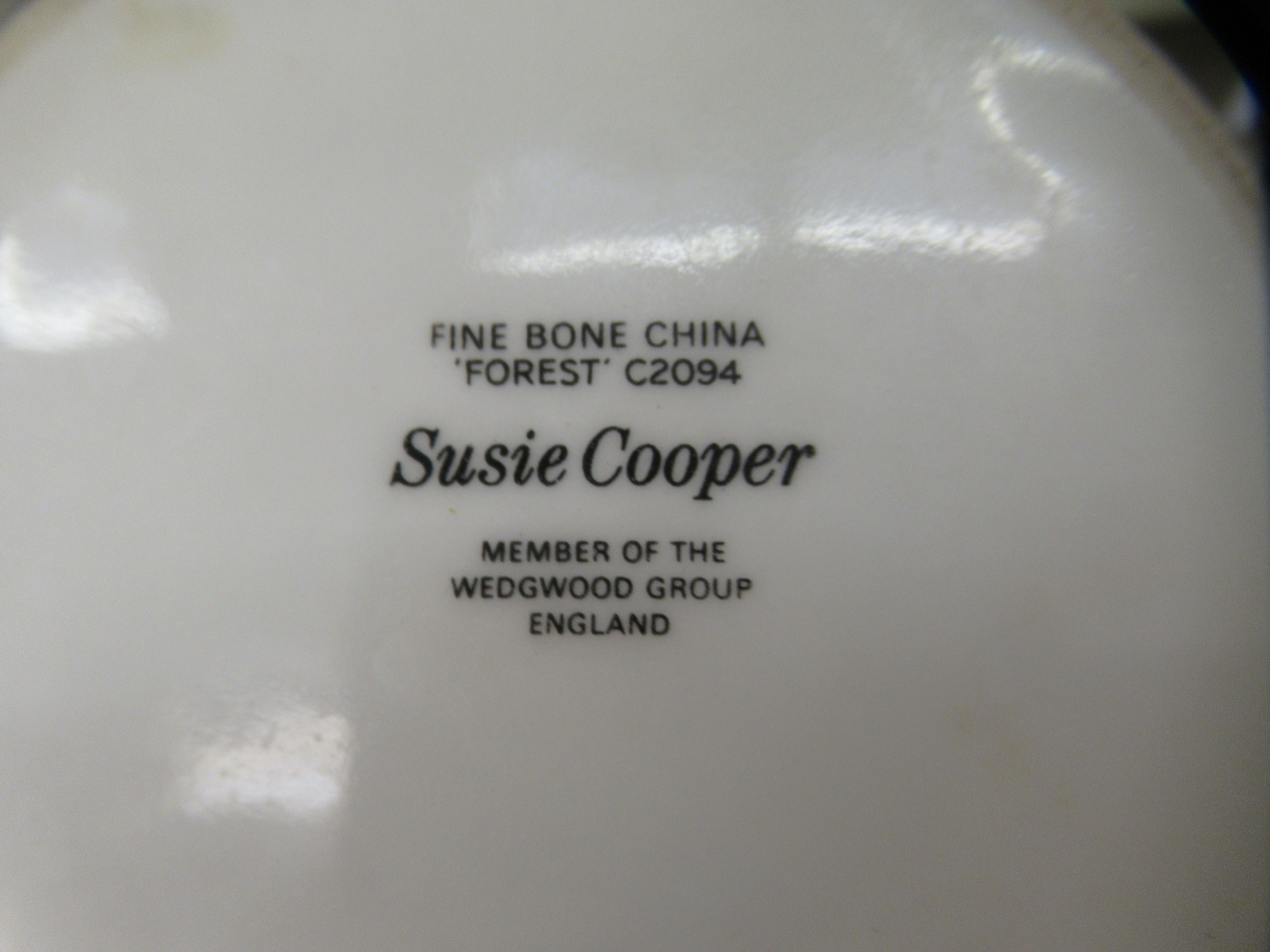 Royal Doulton bone china Roundelay pattern tableware  pattern no.H5004; and a Susie Cooper for - Image 10 of 10