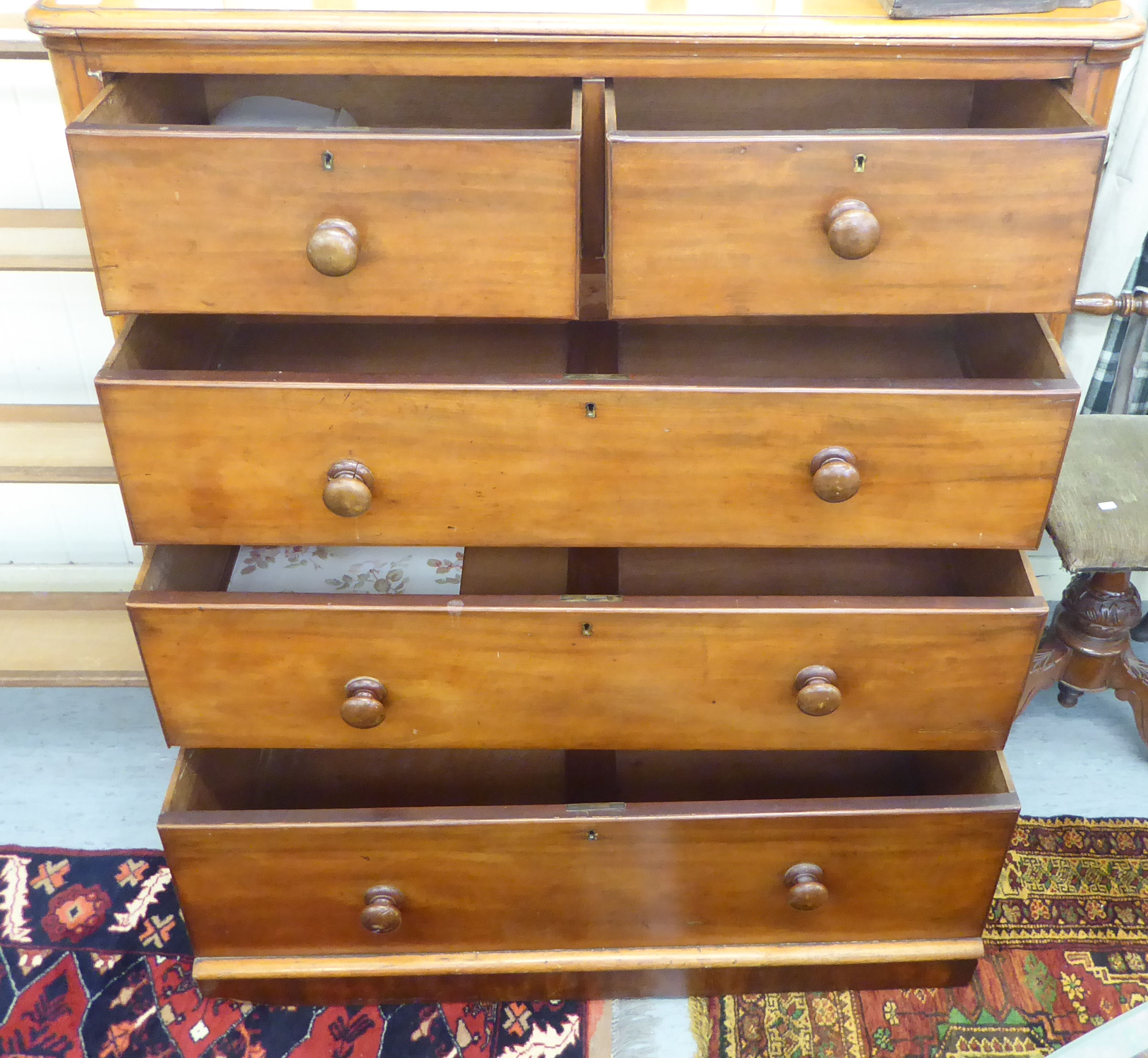 A late Victorian mahogany dressing chest with round corners, comprising two short/three graduated - Image 2 of 3